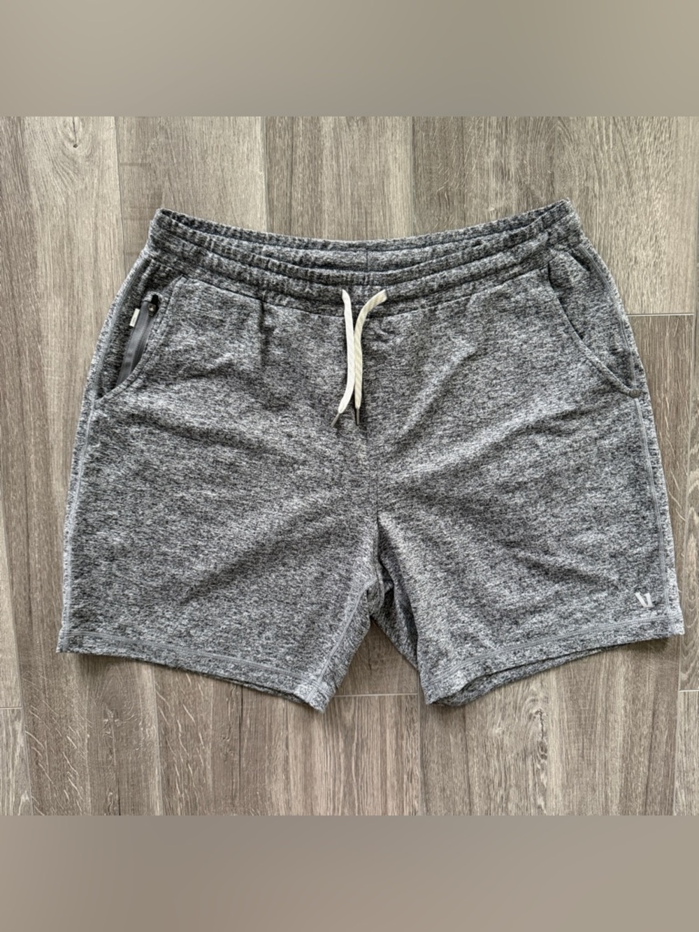 Vuori Ponto Performance Lounge 7" Short